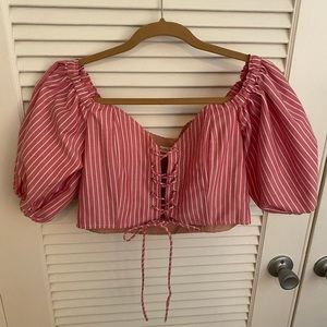Crop puff sleeve tie front top